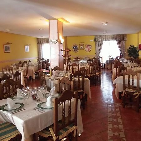 Hostal-Restaurante San Antolin Tordesillas Dış mekan fotoğraf