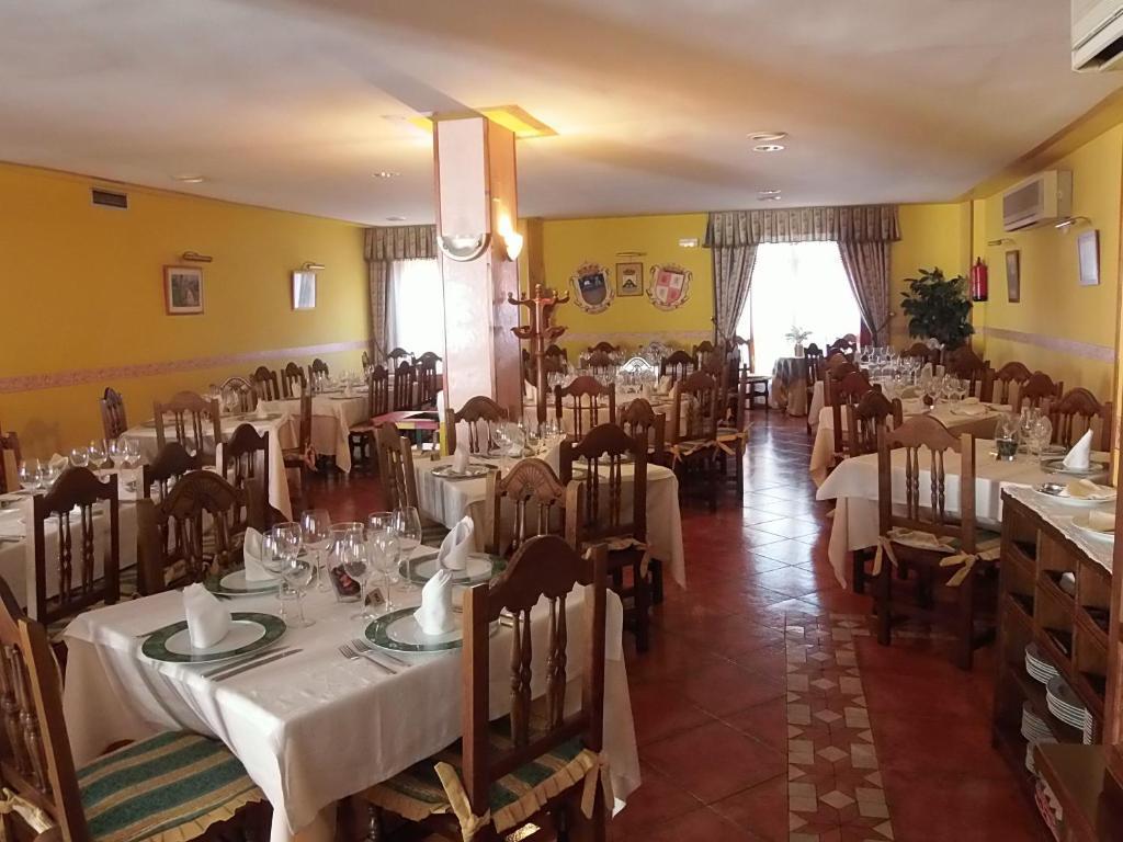 Hostal-Restaurante San Antolin Tordesillas Dış mekan fotoğraf