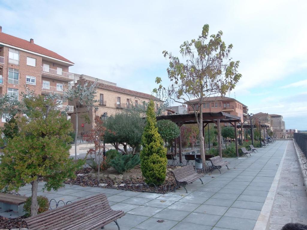 Hostal-Restaurante San Antolin Tordesillas Dış mekan fotoğraf